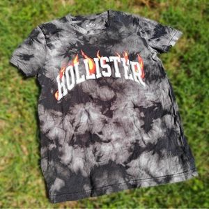 2000s hollister black and white tie dye tshirt with flame logo